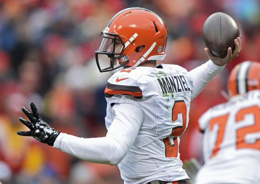  Manziel era considerado como el mejor jugador universitario un par de años atrás. (EFE)