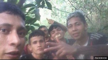 Brayan Bremer, uno de los fugitivos de las cárceles brasileñas, ha estado compartiendo selfies de su huida en redes sociales.