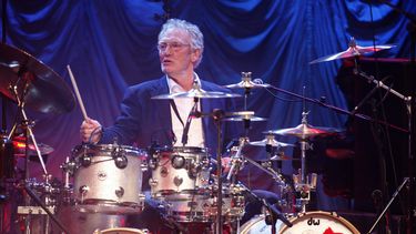 En esta fotograf&iacute;a del domingo 7 de diciembre de 2008, el m&uacute;sico brit&aacute;nico Ginger Baker durante un evento en Londres. La familia del baterista inform&oacute; el domingo 6 de octubre de 2019 que Baker falleci&oacute; a los 80 a&ntilde;os.&nbsp;