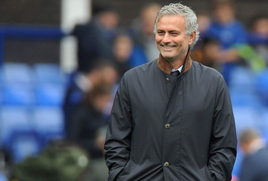Mourinho también ha sido vinculado al Manchester United tras su salida del Chelsea. (EFE)
