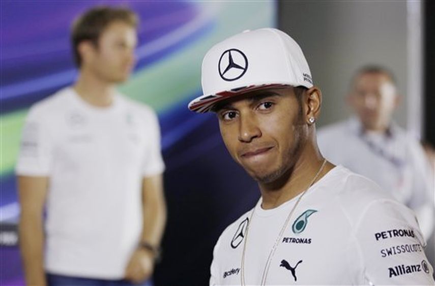 A Hamilton le basta con llegar segundo en la carrera del domingo para quedar como campeón. (AP)