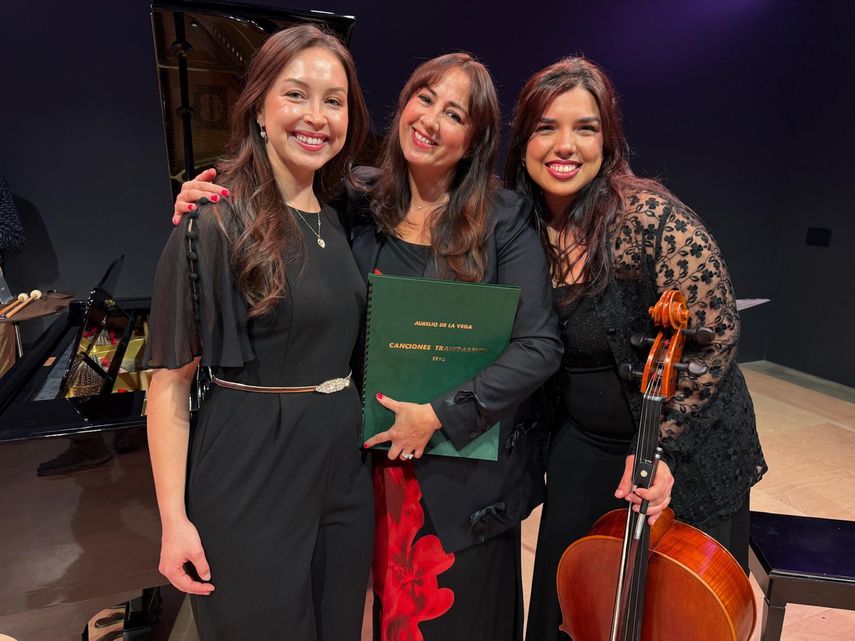De izquierda a derecha, Tiffany Ho, Shana Blake, Masiel Medina.