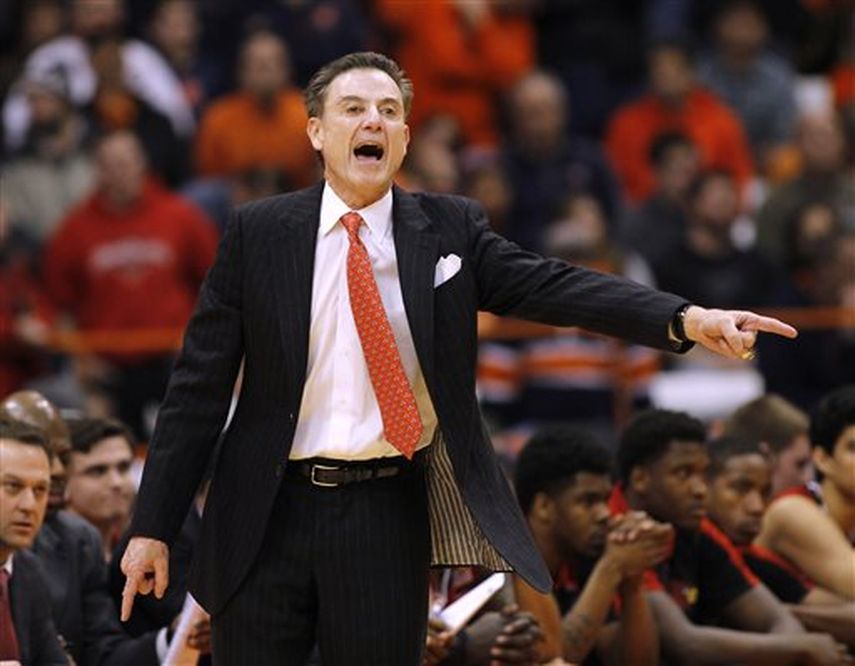 Pitino tiene amplia experiencia dirigiendo equipos en todos los niveles. (AP)