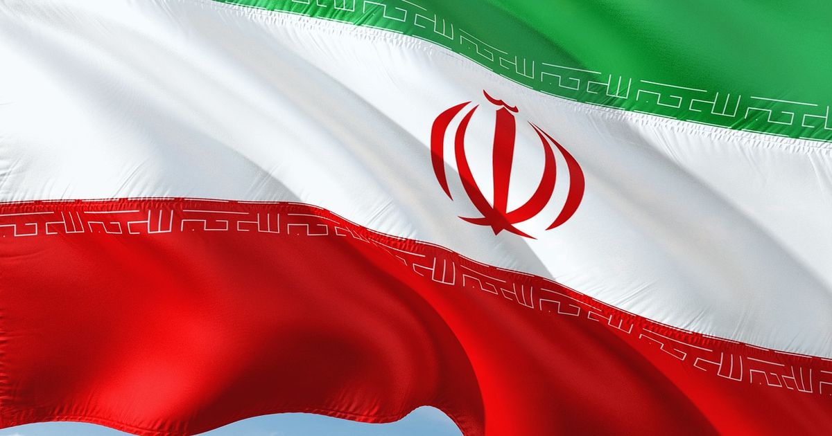 Régimen iraní amputa las manos a tres condenados por robo