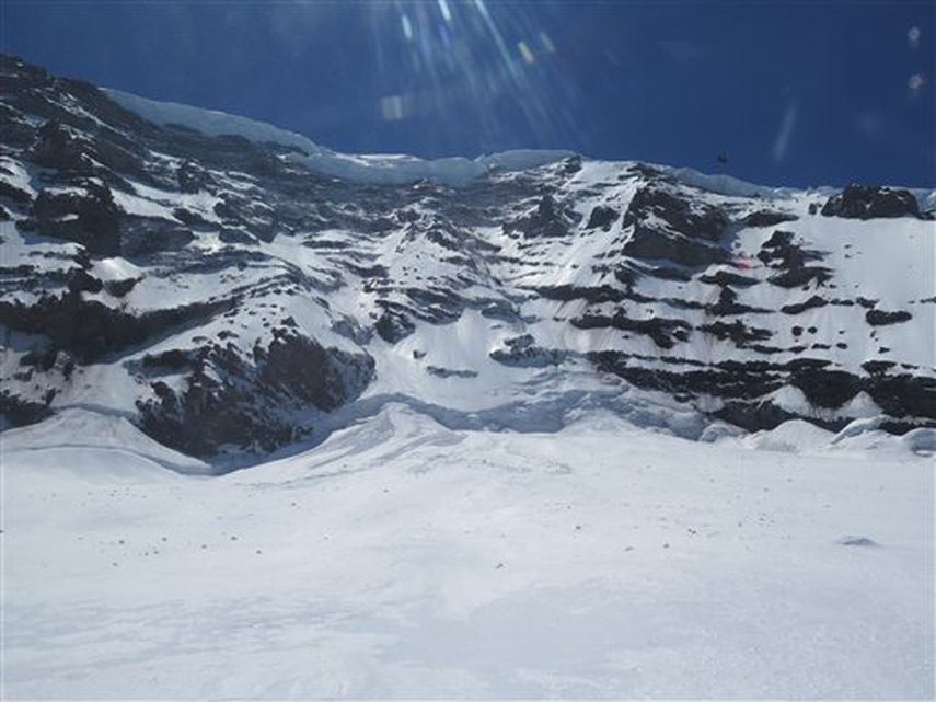 Se cree que los seis montañistas desaparecidos en Mount Rainier están muertos, después que helicópteros detectaron señales de emergencia (Foto: AP)
