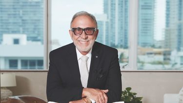El productor musical Emilio Estefan. 