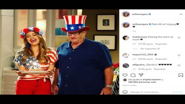 La actriz y modelo colombo-estadounidense Sofía Vergara. Celebridades festejan el 4 de julio.