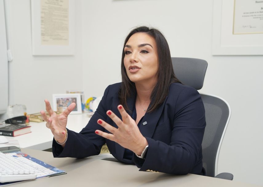 Vanessa Dream, abogada.