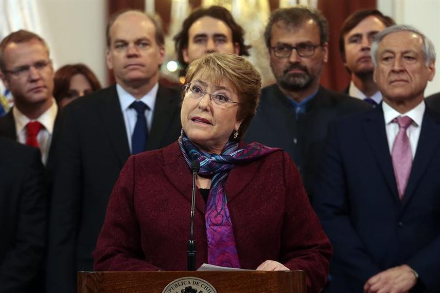 La presidenta Michelle Bachelet aseguró que Chile no tiene temas de límites pendientes con Bolivia y que la resolución del alto tribunal de Naciones Unidas no debe ser entendida en La Paz como un triunfo para sus aspiraciones de contar con un acceso