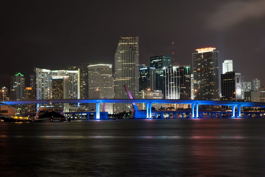 Imagen nocturna de la ciudad de Miami.&nbsp;