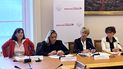 De izquierda a derecha: las senadoras francesas Laurence Rossignol, Alexandra Borchio-Fontimp, Annick Billon y Laurence Cohen presentan un reporte denunciando el abuso sexual en el cine porno, en el Senado de Francia, el 28 de septiembre de 2022 en París.