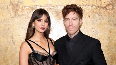 Nina Dobrev y Shaun White asisten a la película The Albies de la Fundación Clooney para la Justicia el 28 de septiembre de 2023 en la ciudad de Nueva York.