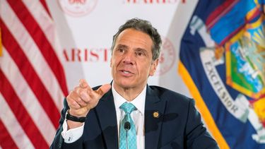 Fotografía proporcionada por la oficina del gobernador Andrew M. Cuomo del gobernador durante la sesión informativa en Marist College, el viernes 8 de mayo de 2020 en Poughkeepsie, Nueva York.&nbsp;