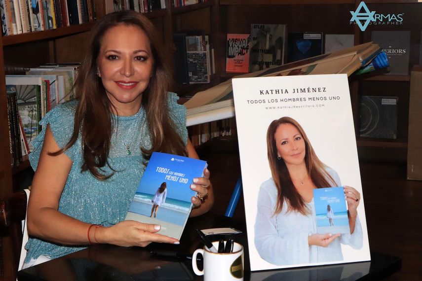 La autora brasile&ntilde;a Kathia Jim&eacute;nez.