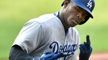 El toletero isleño fue abucheado durante todo el encuentro después de su gesto.