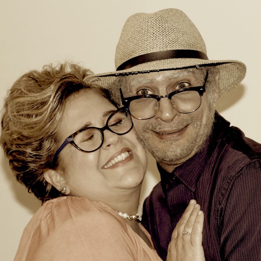 Clara y Amado se reencuentran por Zoom y reviven el pasado en Cuba.
