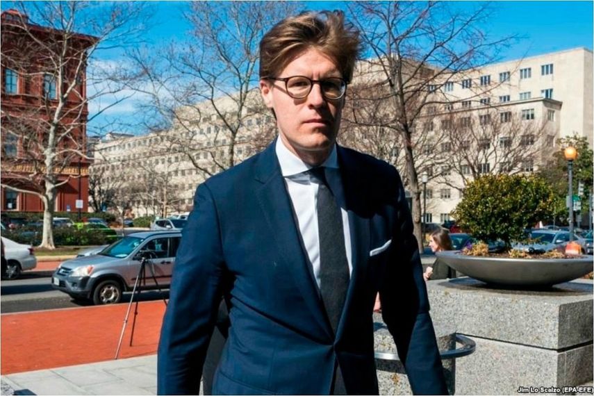 Van Der Zwaan, de 33 años y nacionalidad holandesa, compareció hoy ante la jueza Amy Berman Jackson de la Corte del Distrito de Columbia.