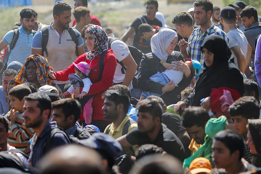 Los dos barcos que se volcaron tenian 23 personas a bordo, y habían partido de la península de Bodrum para poder alcanzar el suelo griego, según un funcionario naval turco de nivel alto. (EFE)