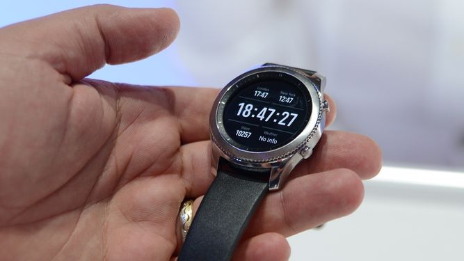 El Samsung Gear S3 tiene una apariencia clásica.