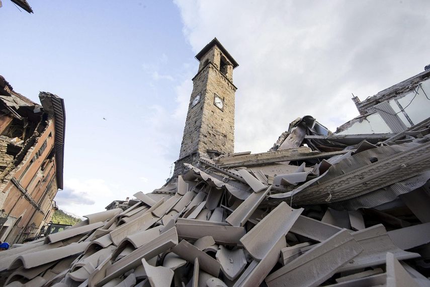 El terrremoto de este 24 de agosto dejó varias casas destruidas en Amatrice, en el centro de&nbsp;Italia.