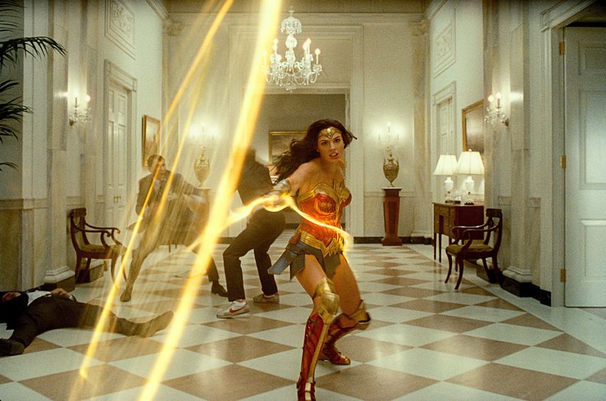 Gal Gadot en una escena de Wonder Woman 1984 en una imagen proporcionada por Warner Bros. Entertainment.&nbsp;