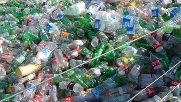 Botellas de plástico