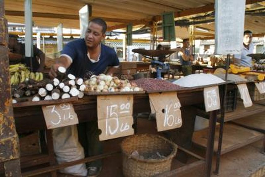 Un agromercado en Cuba. (EFE)
