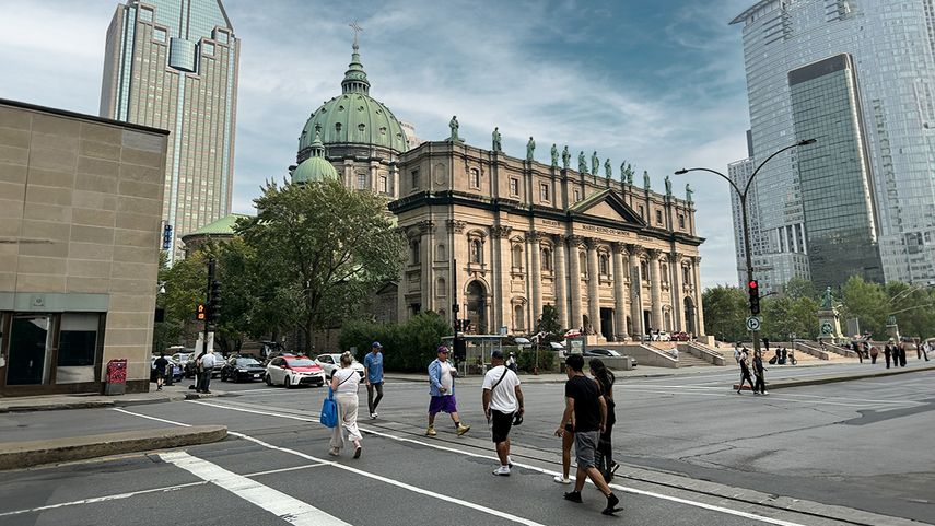 Basilique-Cathédrale Marie-Reine-du-Monde, Montreal.