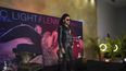 Lenny Kravitz posa en una conferencia de prensa para promover su álbum Blue Electric Light en la Ciudad de México el martes 26 de marzo de 2024.