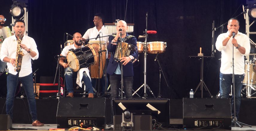 El prodigio durante su participación en el tributo al merenguero Johnny Ventura