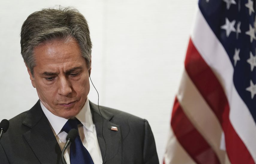 El secretario de Estado Antony Blinken escucha durante una conferencia de prensa conjunta en la reunión de mionistros de relaciones exteriores de Quad en Melbourne, Australia, el 11 de febrero del 2022.&nbsp;