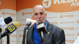 El diputado opositor venezolano, Ismael León, solicitó ante el Parlamento que se inicie una investigación por las recientes expropiaciones que se han llevado a cabo con el programa Ubica tu Casa.