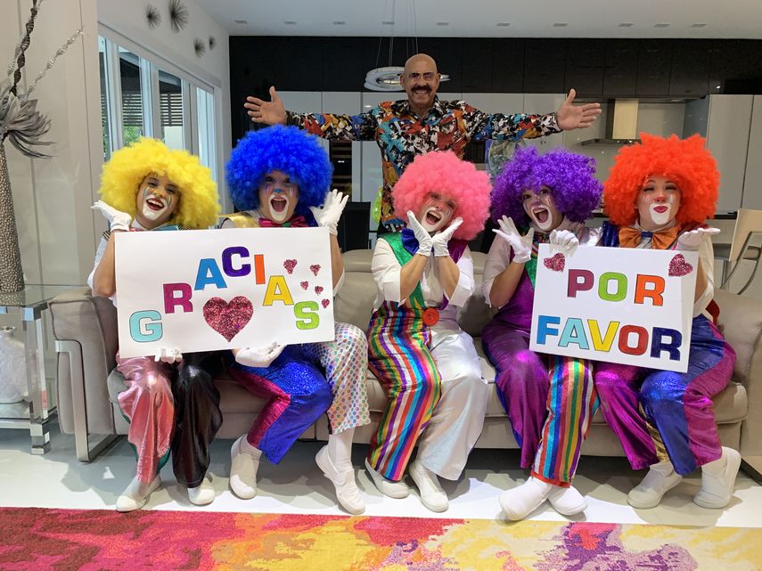 Las Payasitas Nifu Nifa y&nbsp;Oscar DLe&oacute;n.&nbsp;