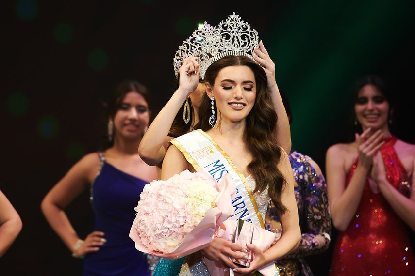 Delayne Milan, coronada como Miss Carnaval Miami 2024.