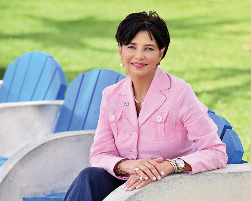 Su rol como madre le aportó valiosas ideas para escribir su primer libro Madres, un ejército anónimo. (ÁLVARO MATA)