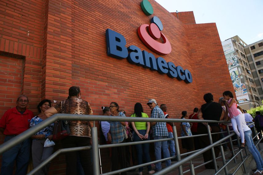 La asociación también indicó que está operando toda la gama de servicios que permiten a los clientes y usuarios del sistema bancario satisfacer sus requerimientos financieros.