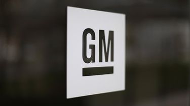 Nuevo llamado a revisión se produjo 24 horas después dde que GM advirtiese 4 defectos que afectan 2,4 millones de autos. Foto: AP