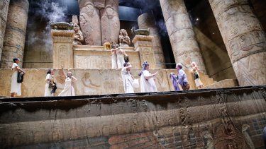 La puesta en escena de Aida, representada por la Metropolitan Ópera en Nueva York.