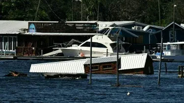 Una casa dañada se ve flotando después de que el huracán Helene tocara tierra en Steinhatchee, Florida, el 27 de septiembre de 2024.