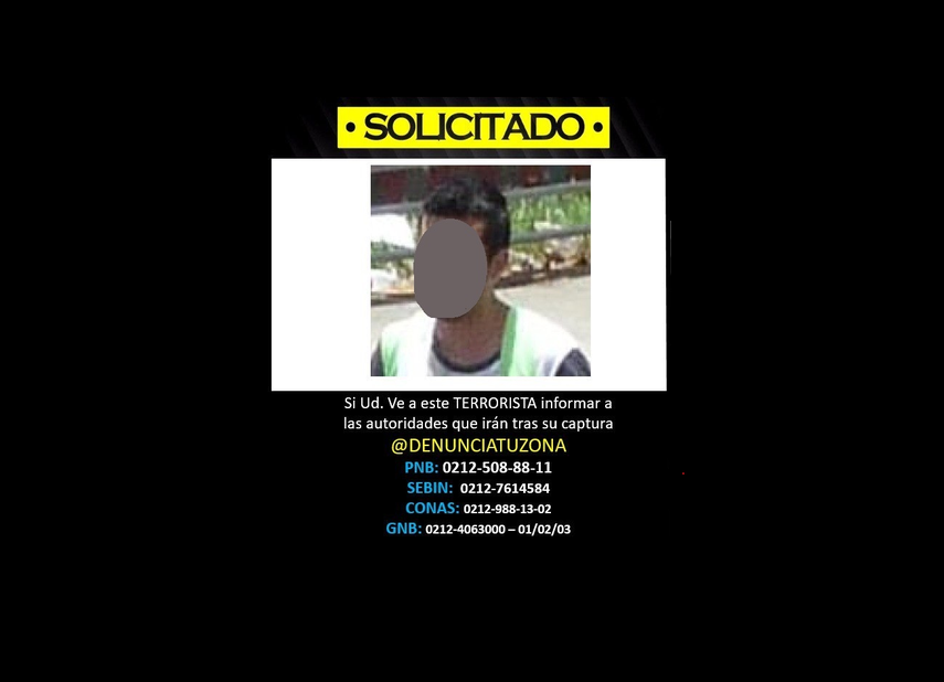 Así lucen los carteles publicados en Twitter durante la marcha de este sábado.&nbsp;