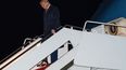 El presidente Donald Trump baja del Air Force One el 12 de enero de 2021 en la Base Andrews de la Fuerza Aérea, en Maryland. Una mansión que vendió en 2008 en Palm Beach está a la venta.&nbsp;