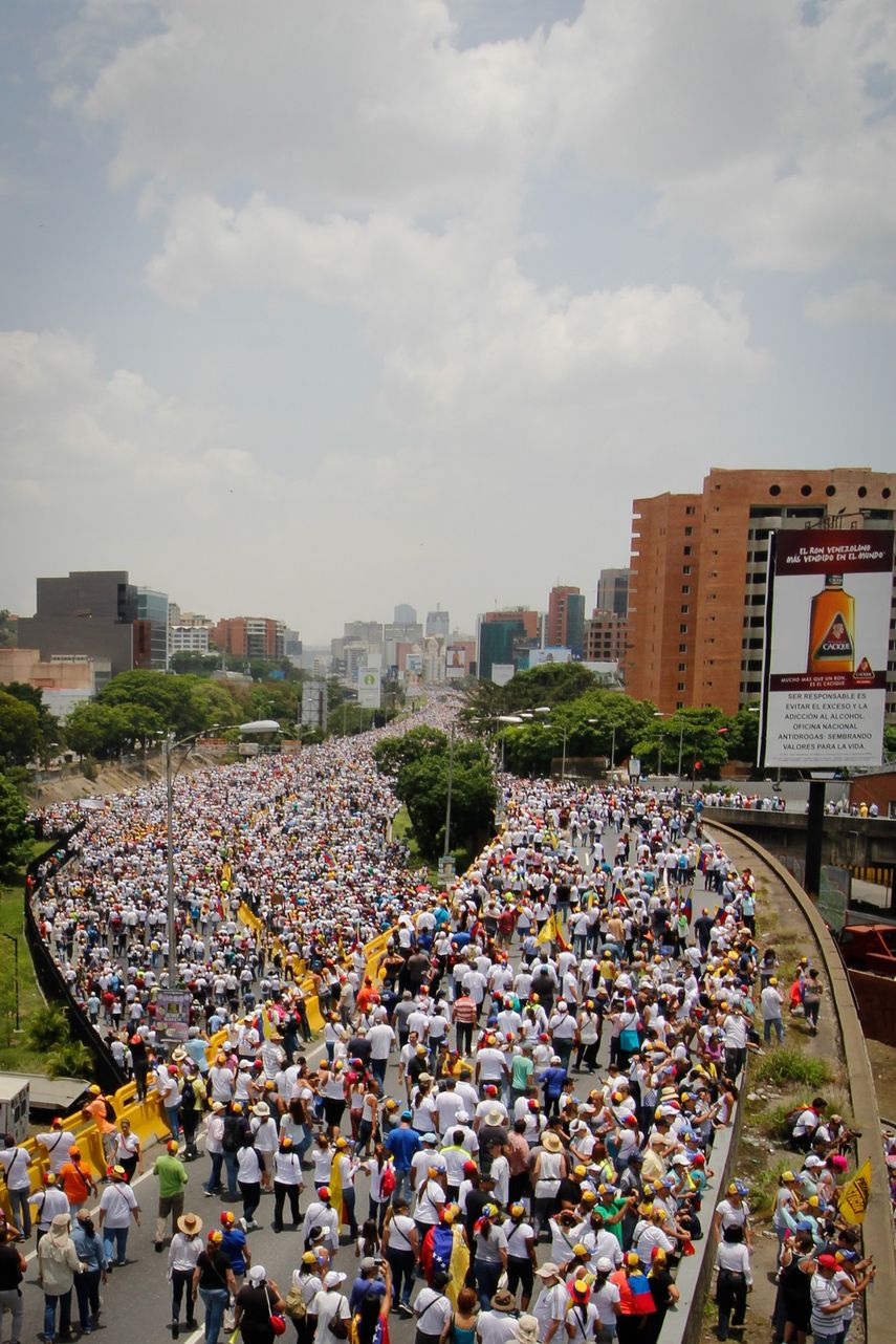 Panorámica de la autopista Francisco Fajardo.&nbsp;
