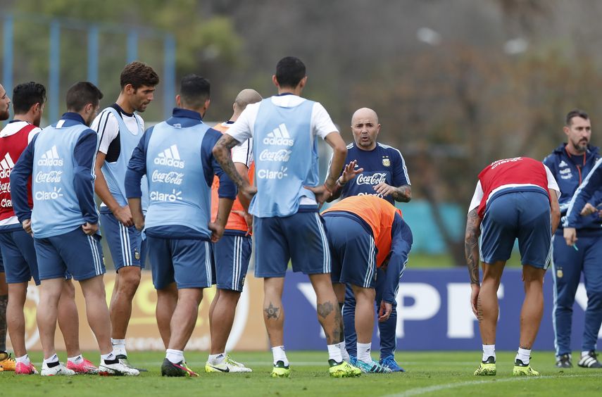 El equipo que dirige el argentino Jorge Sampaoli retomó este viernes los entrenamientos.&nbsp;
