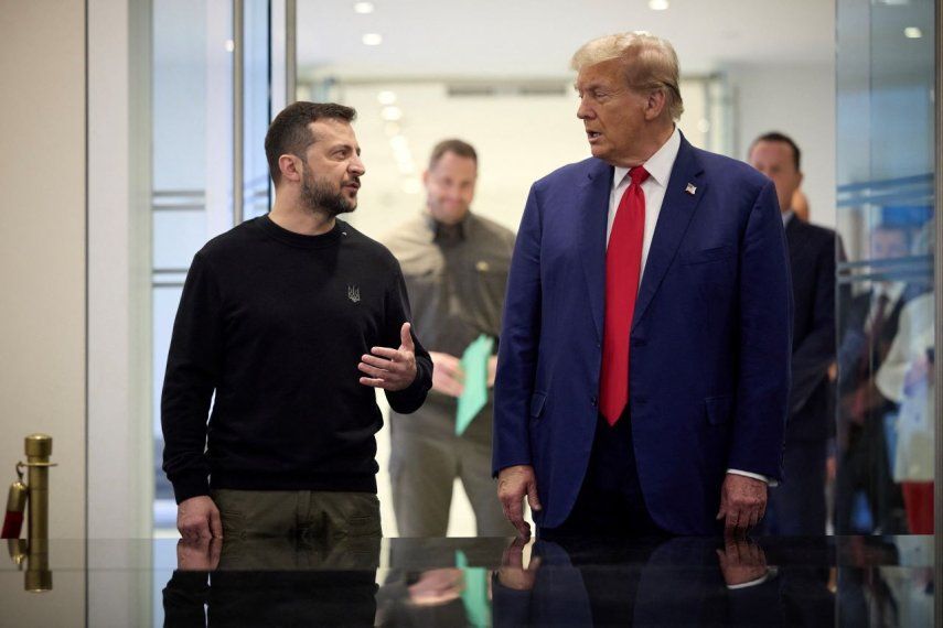 El presidente ucraniano Volodimir Zelenski (izq.) y el presidente de Estados Unidos, Donald Trump, reunidos el 27 de septiembre de 2024 en Nueva York.