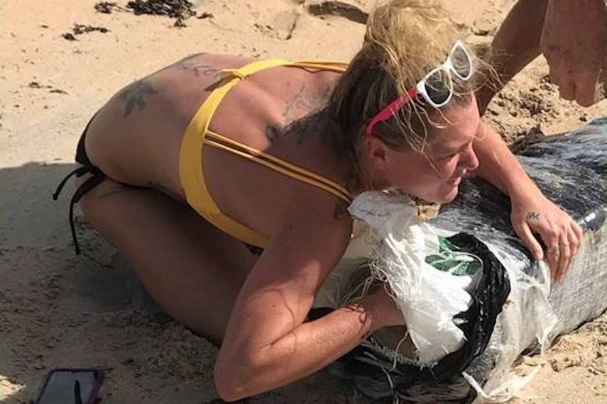 La página de Facebook de la Policía del condado de Flagler publicó la foto de la mujer y pide ayuda del público para identificarla.