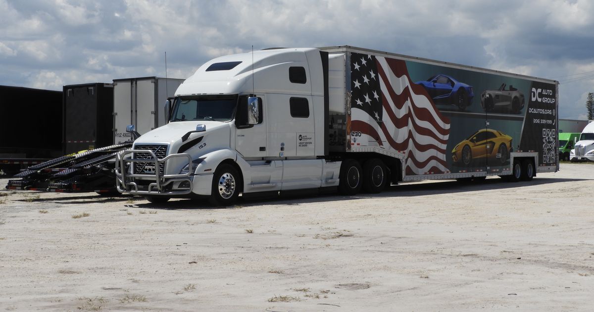 Camioneros de Florida reaccionan a controles en idioma inglés en las carreteras
