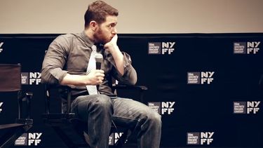 Imagen del reportero Jacob Bernstein, del New Tork Times, durante la presentación de un documental en febrero de 2016.