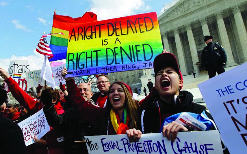 Grupos que defienden los derechos de los homosexuales protestan en Washington.