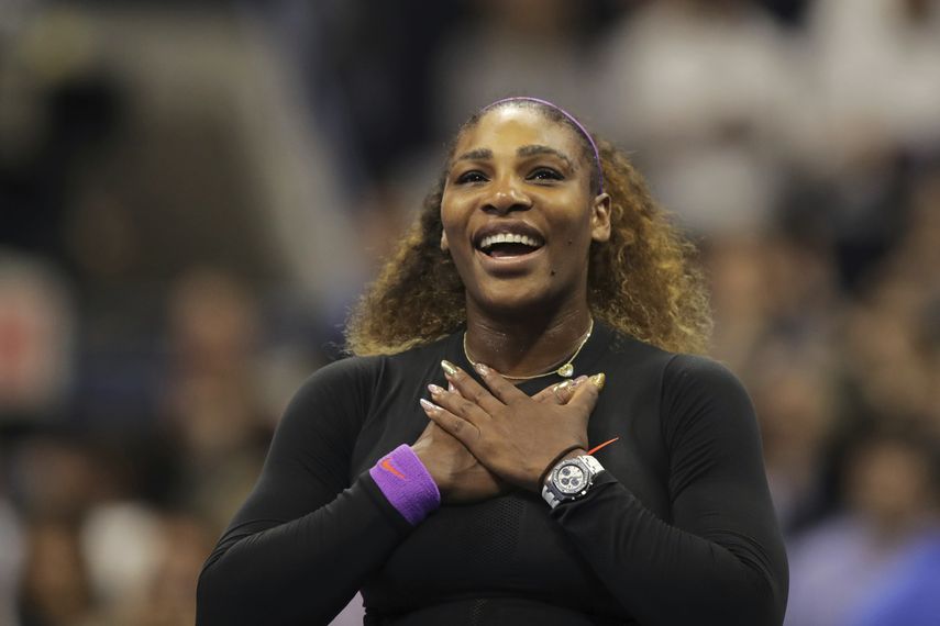 Serena Williams reacciona tras vencer a la ucraniana Elina Svitolina en las semifinales del US Open, el jueves 5 de septiembre de 2019, en Nueva York