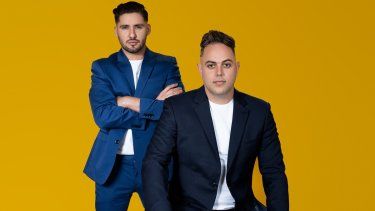 Los estilistas Ernesto Caballero y Carlos Alfonso, fundadores de Carlos & Ernest Hair Studio.